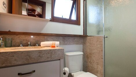 Villa 304 - Penthouse 3 bedrooms, sleeps 12, in a condominium with pool