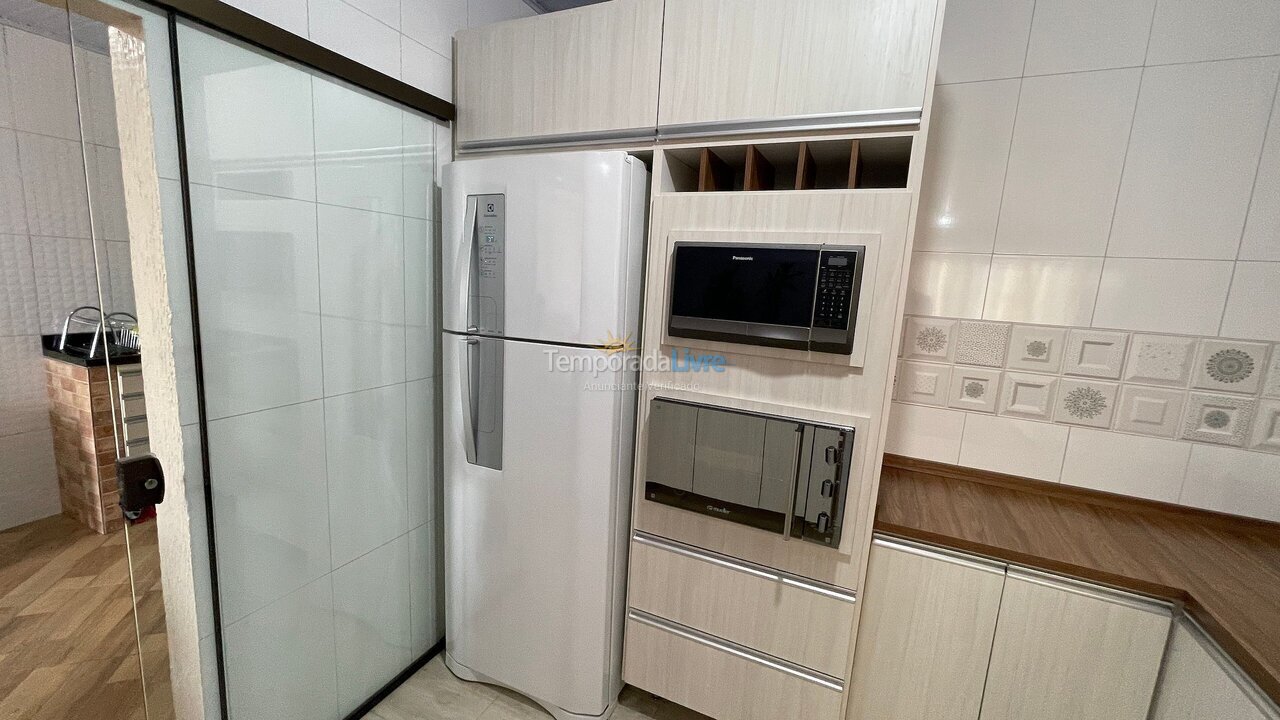 Apartamento para aluguel de temporada em Foz do Iguaçu (Jardim Vitoria)