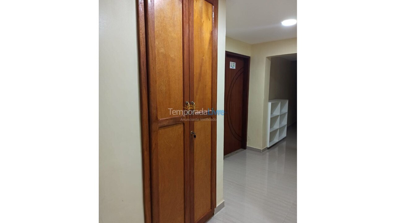 Apartamento para aluguel de temporada em Arraial do Cabo (Centro)