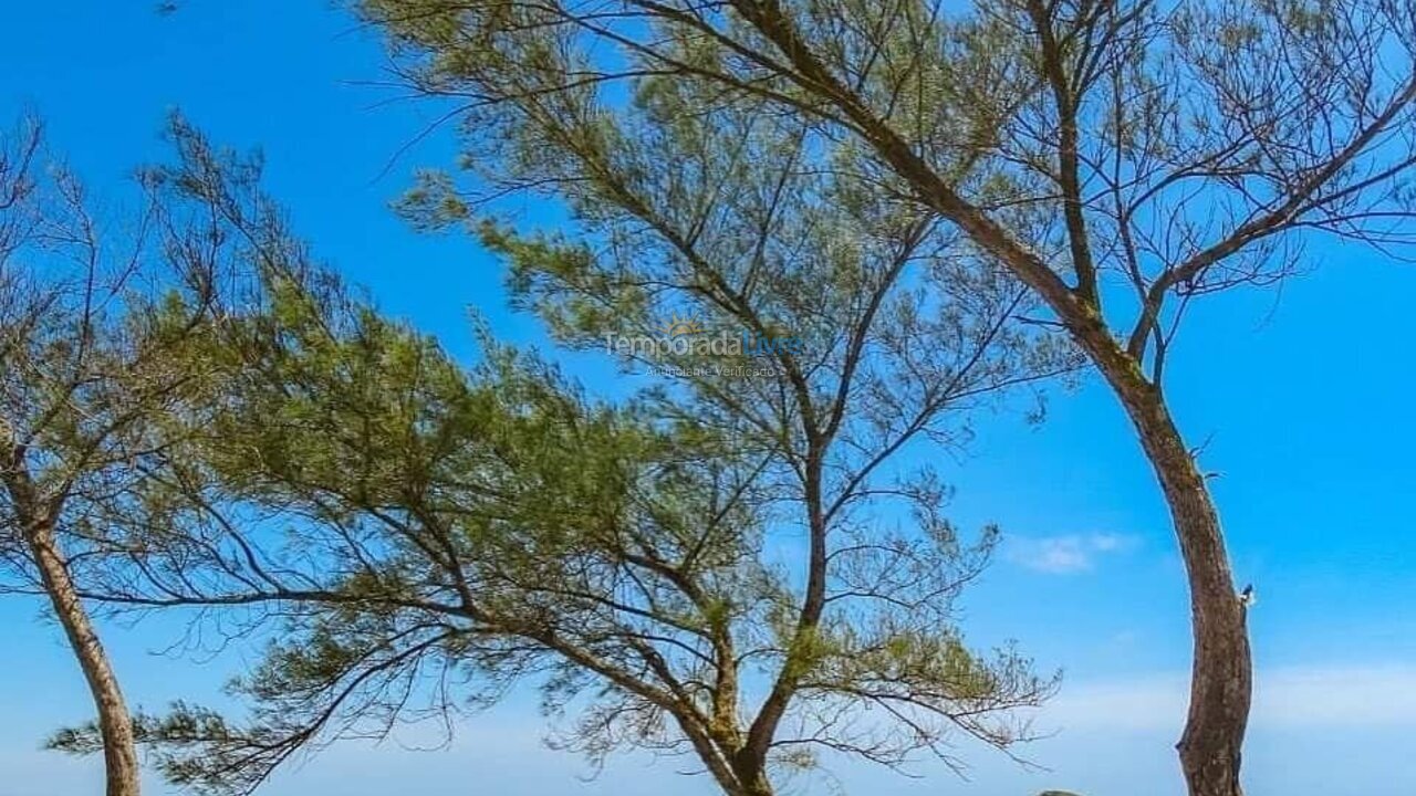 Apartamento para aluguel de temporada em Arraial do Cabo (Monte Alto)