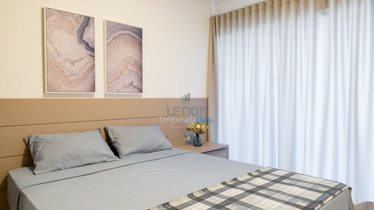Apartamento para aluguel de temporada em Bombinhas (Canto Grande)