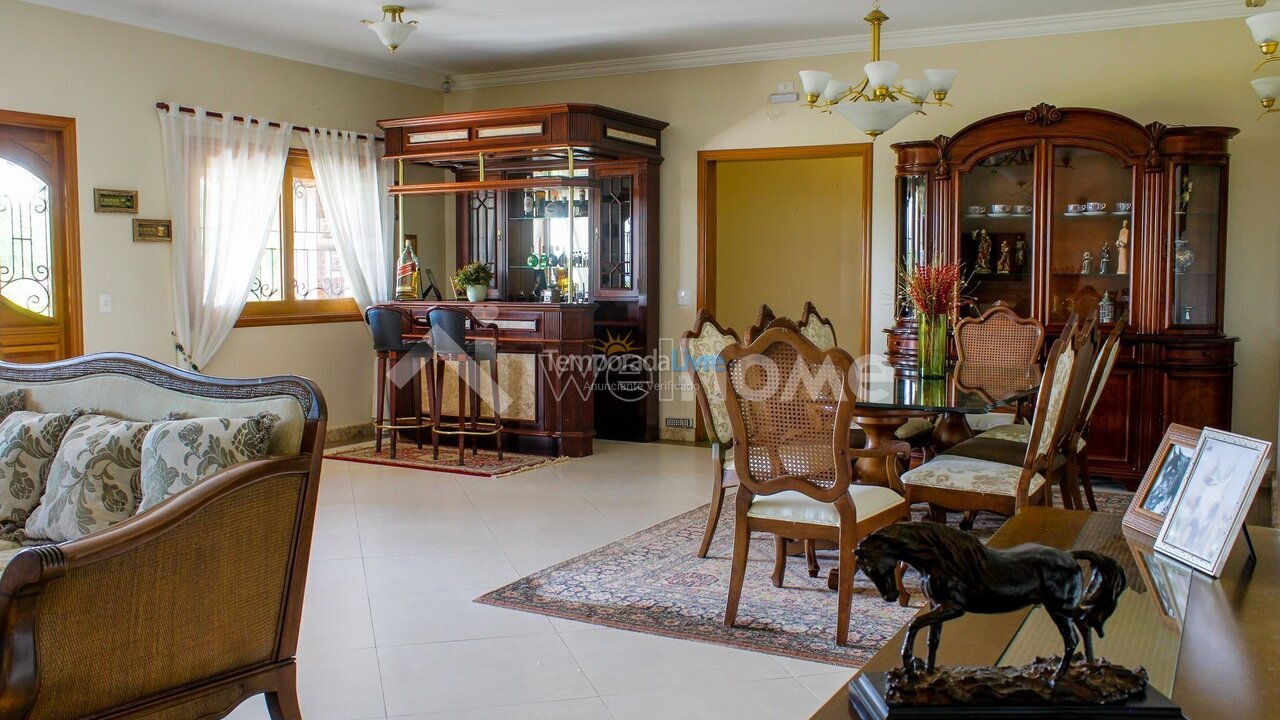 Casa para aluguel de temporada em Salto (Santa Filomena)