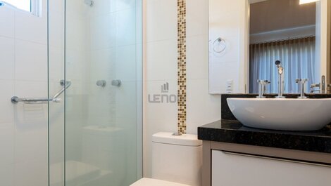 168 - Cobertura com 03 suítes e Jacuzzi em Canto Grande