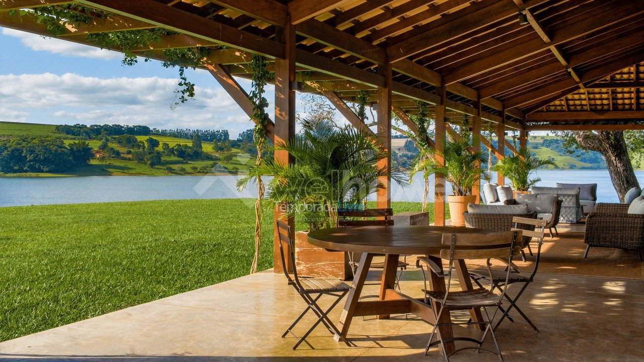 Casa para aluguel de temporada em Itaí (Fazenda Buganville)