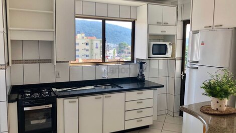 318 - Amplio apartamento a 50m de la playa de Bombas