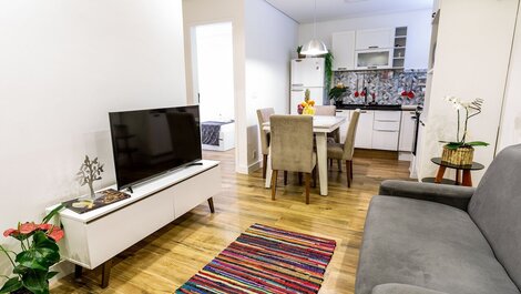 Apartamento com 2 Quartos na Praça Pôr do Sol