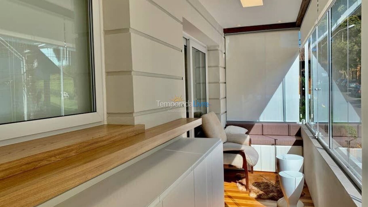 Apartamento para aluguel de temporada em Gramado (Vila Suiça)