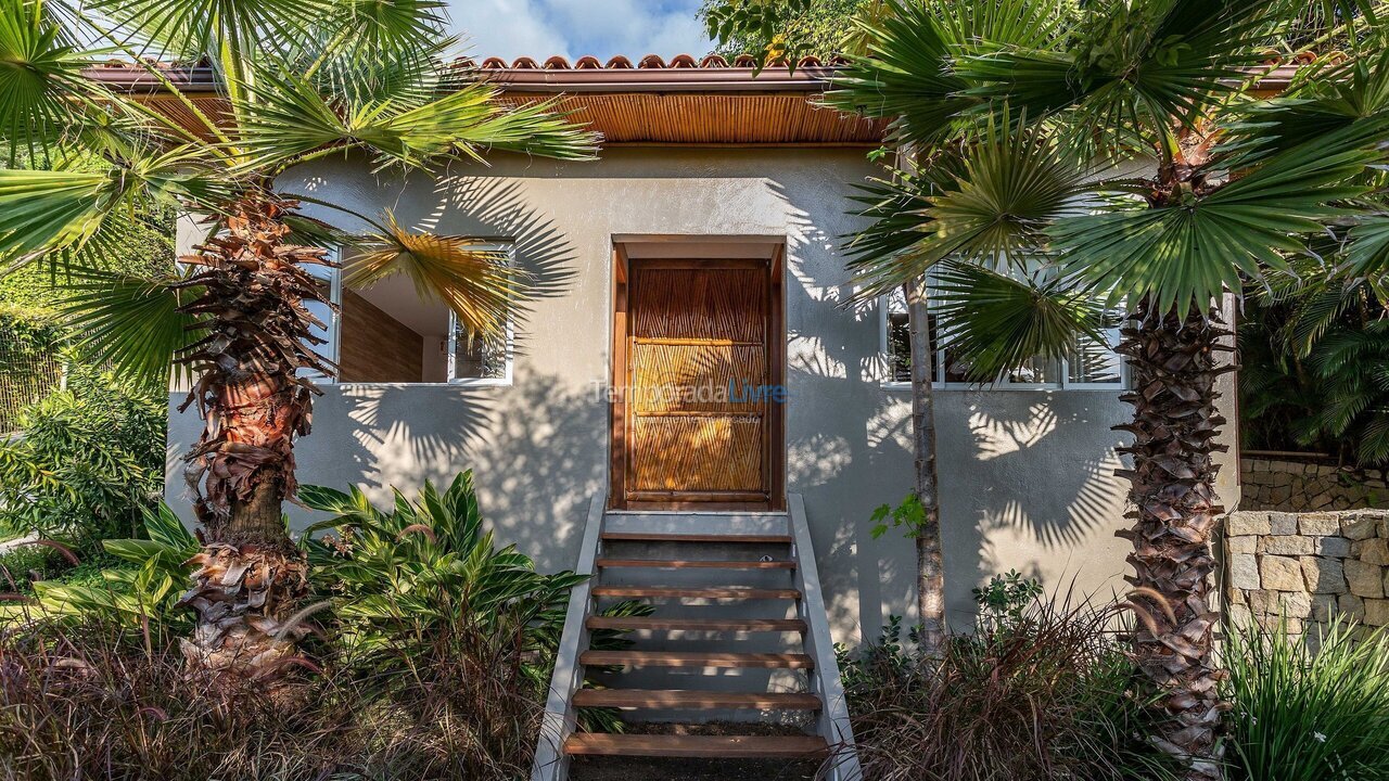 Casa para aluguel de temporada em Angra Dos Reis (Tangua)