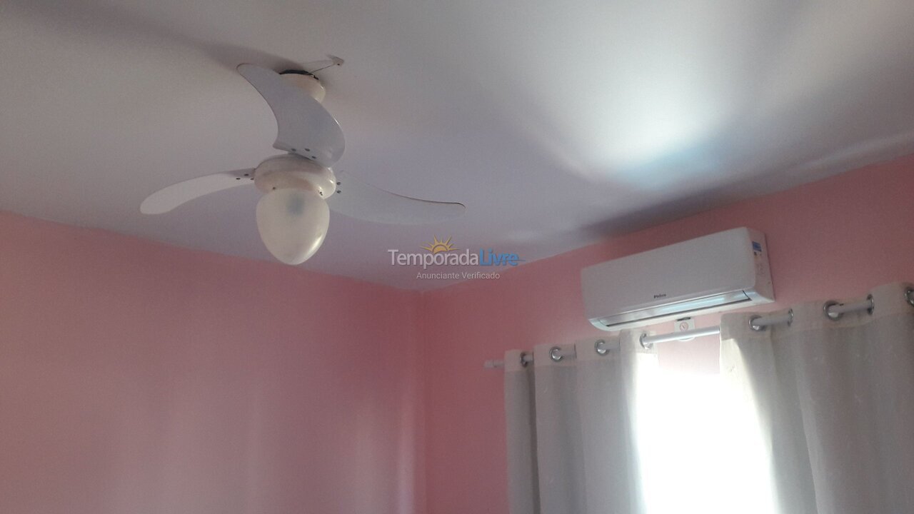 Apartamento para alquiler de vacaciones em Cabo Frio (Foguete)