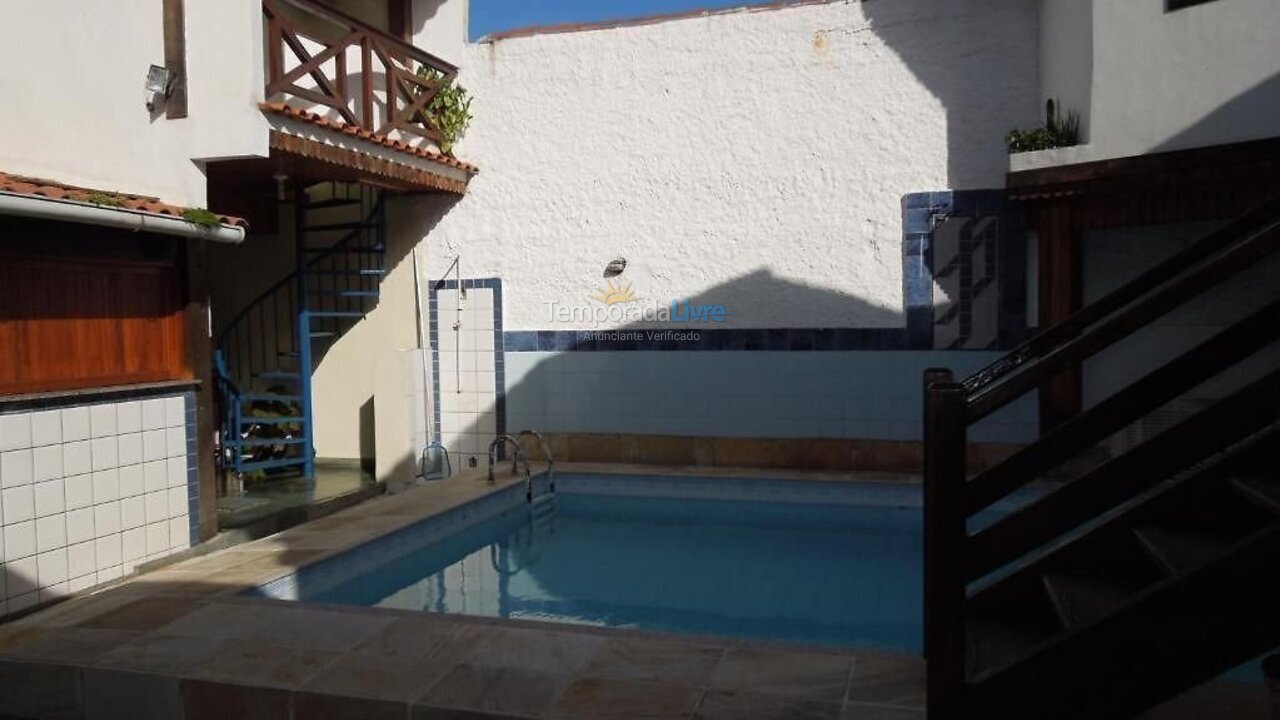 Apartamento para aluguel de temporada em Arraial do Cabo (Praia dos Anjos)