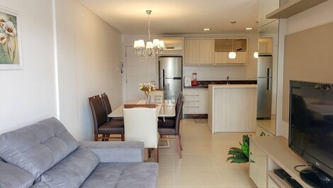 041 - Hermoso apartamento, con excelente relación calidad-precio, Cond. con piscina