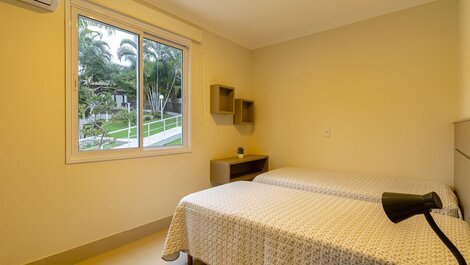 188 - Excelente apartamento de 03 habitaciones, a 100m de la playa de 04 Ilhas,...