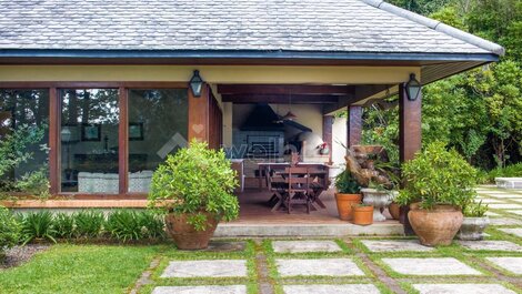 047 Stunning house in Campos do Jordão
