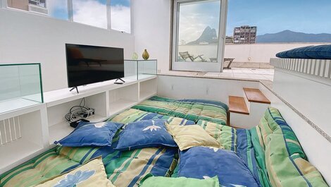 Cobertura de luxo com 3 suítes e uma piscina no Leblon