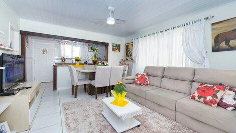 House for rent in Bombinhas - Praia de Bombas