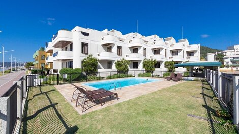 Triplex con Piscina Frente al Mar, 4 habitaciones para 10 personas en Bombas