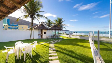 Fabulous House Facing the Sea 4 Bedrooms, in Bombinhas - SC!