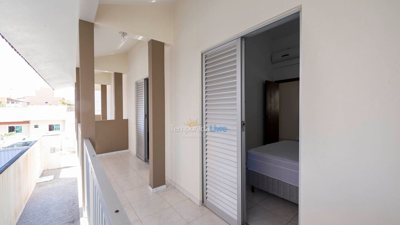 Apartamento para aluguel de temporada em Bombinhas (Praia de Bombas)