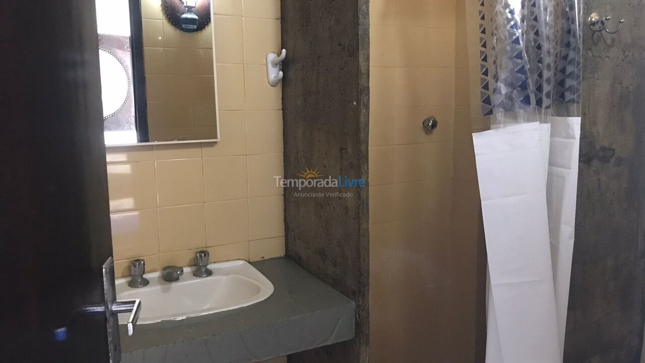 Apartamento para aluguel de temporada em Cabo Frio (Gamboa)