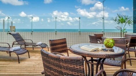 Flat by the sea at the Golden Tower in Natal by Carpediem