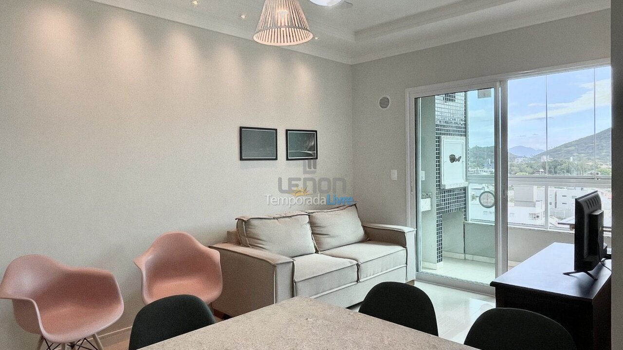 Apartment for vacation rental in Bombinhas (Praia de Bombas)