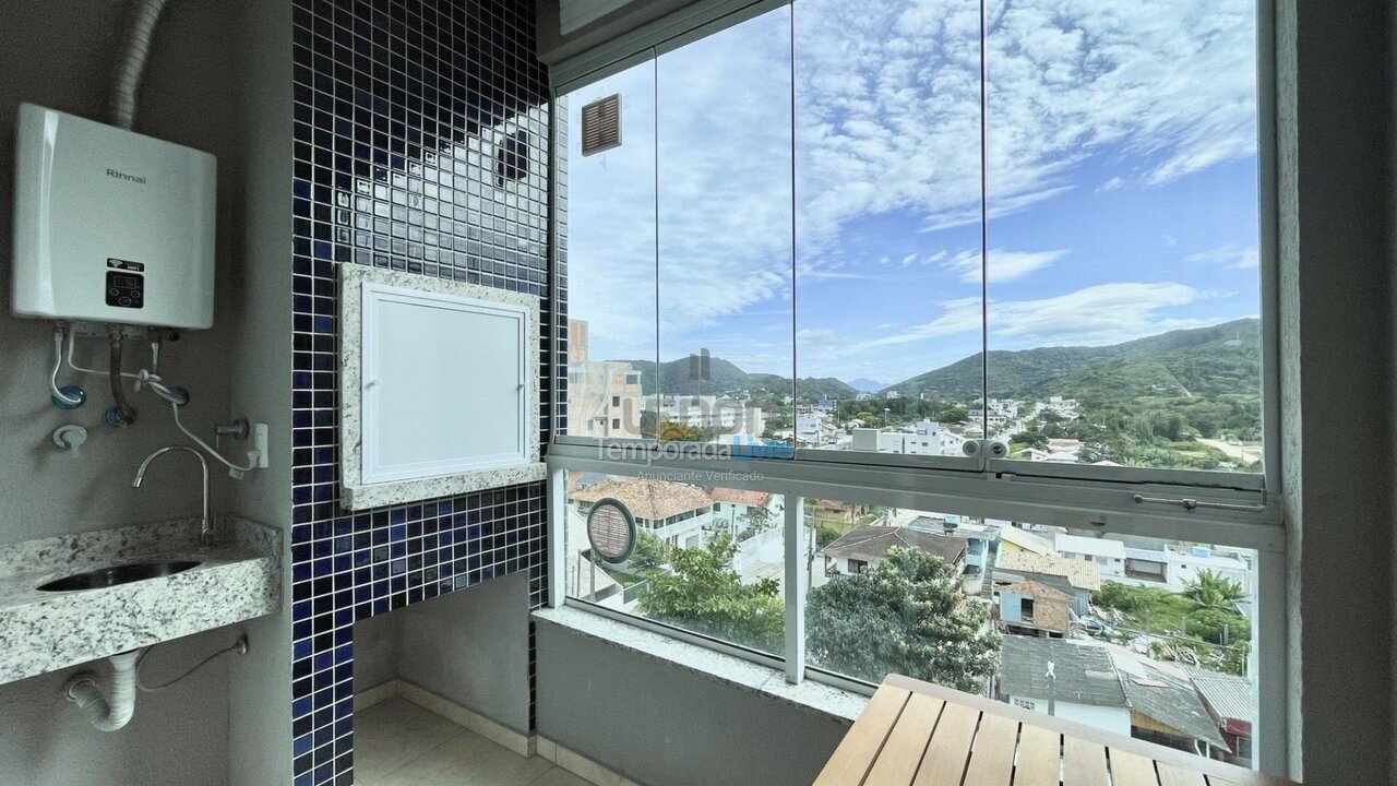 Apartment for vacation rental in Bombinhas (Praia de Bombas)