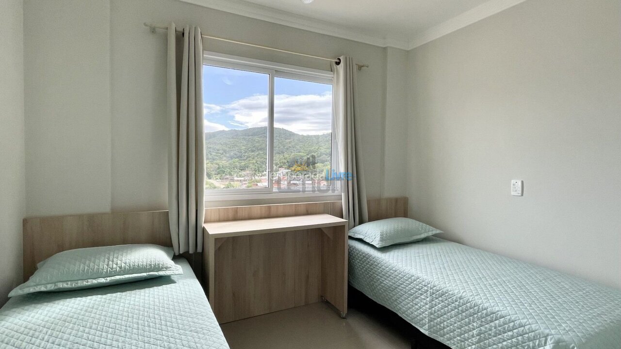 Apartment for vacation rental in Bombinhas (Praia de Bombas)