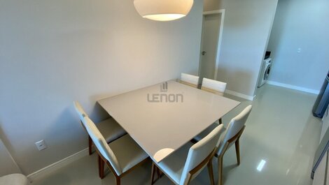 Beautiful apartment with 02 suites and sea views in Praia de...