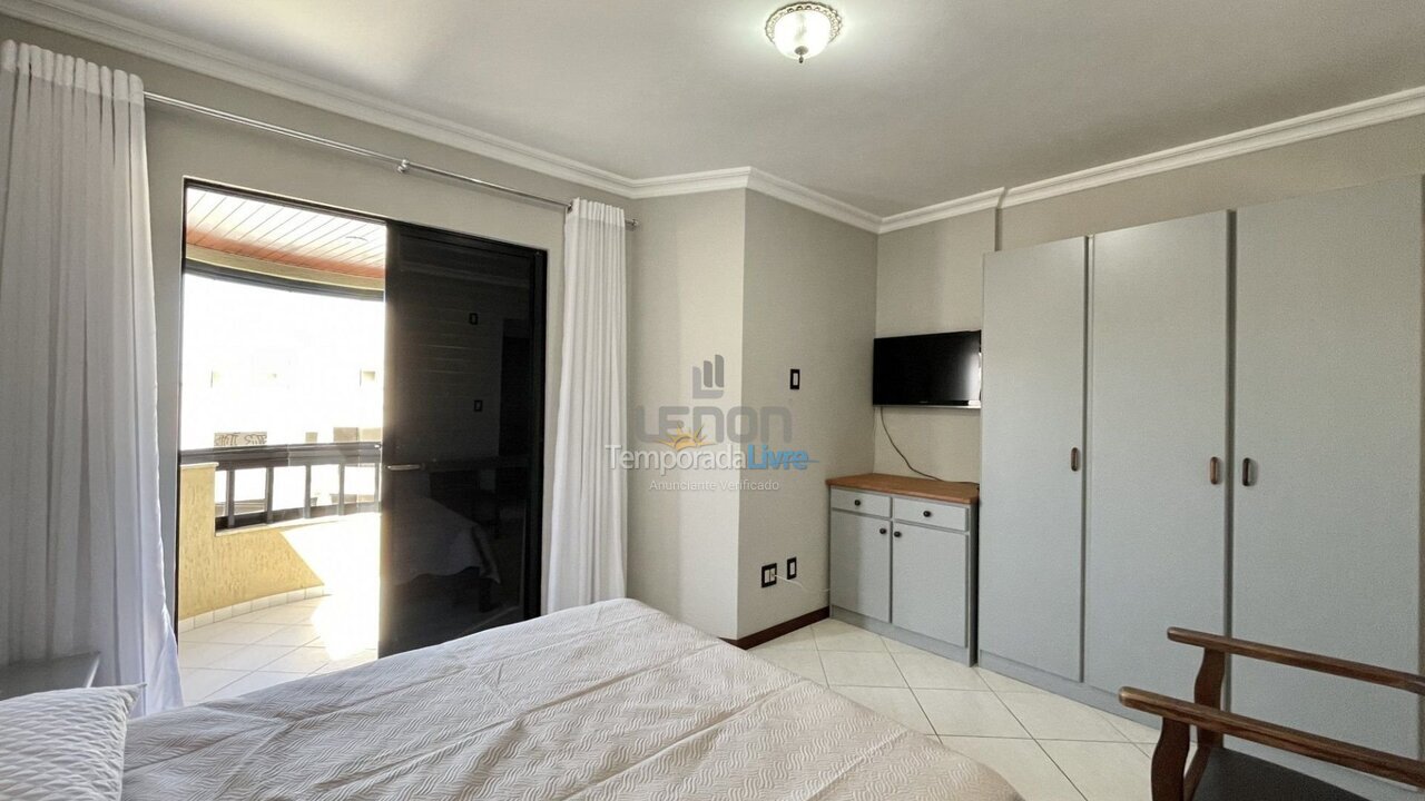 Apartment for vacation rental in Bombinhas (Praia de Bombas)