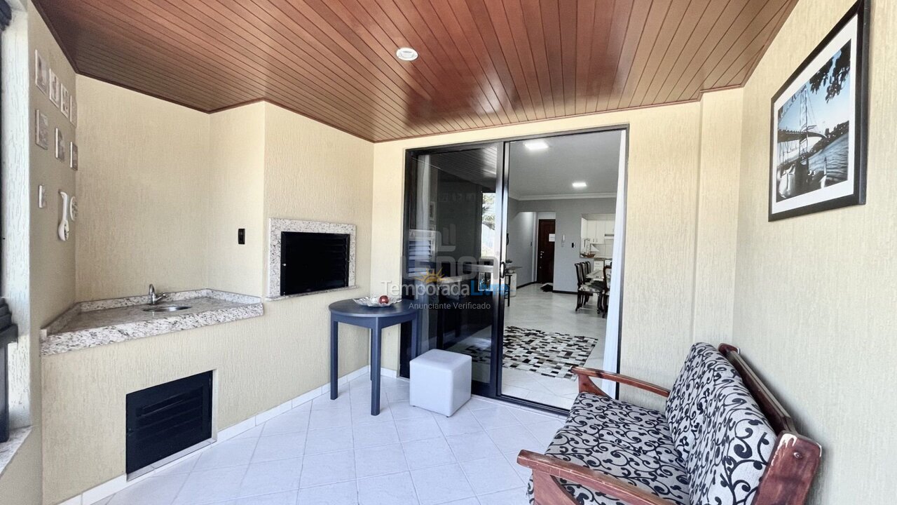 Apartment for vacation rental in Bombinhas (Praia de Bombas)