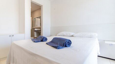 Triplex with Private Jacuzzi in Porto das Dunas by Carpediem