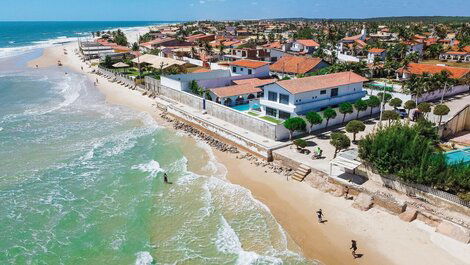 Charmosa casa beira mar na Praia da Caponga por Carpediem