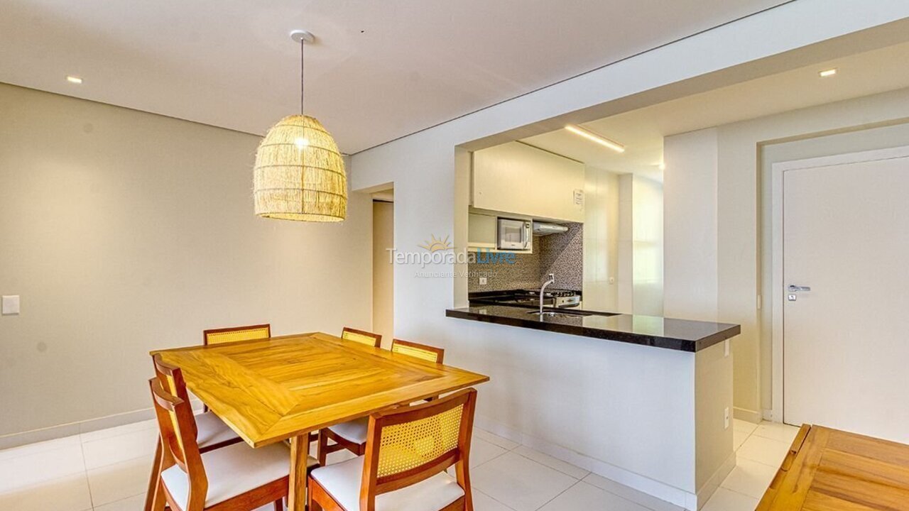 Apartment for vacation rental in São Sebastião (Camburizinho)