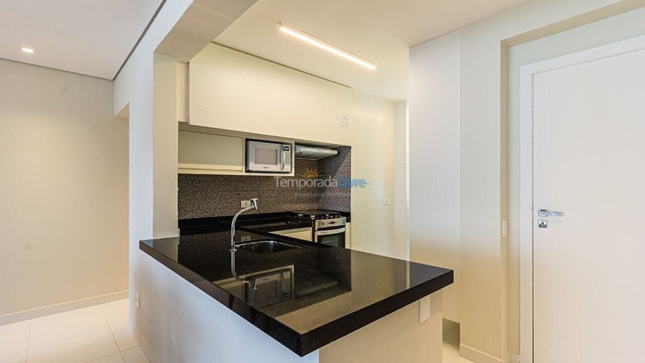 Apartment for vacation rental in São Sebastião (Camburizinho)