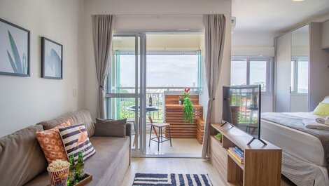 Studio in Vila Madalena, Incredible View, AC, Pool,
