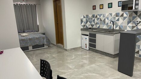 Novíssimo apartamento Studio a poucos passos do Paraguai - Vila Portes