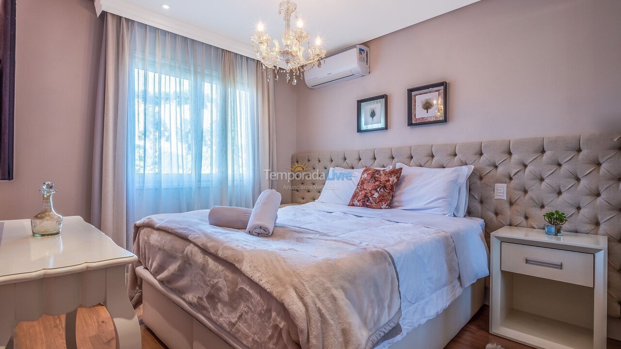 Apartamento para aluguel de temporada em Gramado (Avenida Central)