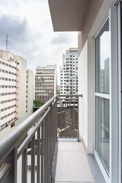 Studio CH - Piscina, Wi-Fi - Tu hogar en el corazón de la metrópoli