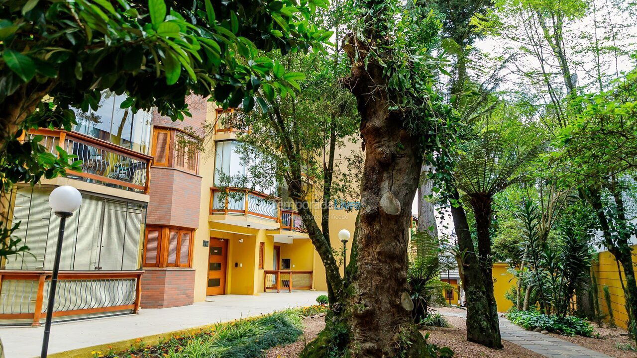 Apartamento para aluguel de temporada em Gramado (Centro)