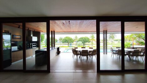 Sophisticated Mansion in Condominium - Praia do Mosqueiro