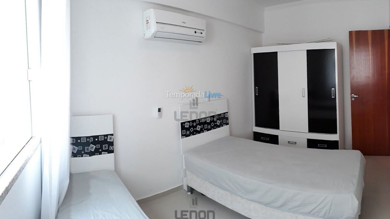 Apartment for vacation rental in Bombinhas (Praia de Bombas)