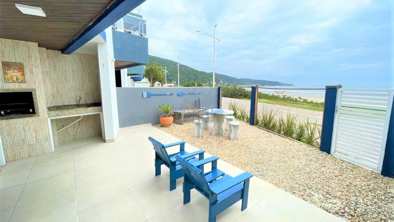 Casa para alquiler de vacaciones em Bombinhas (Praia de Bombas)