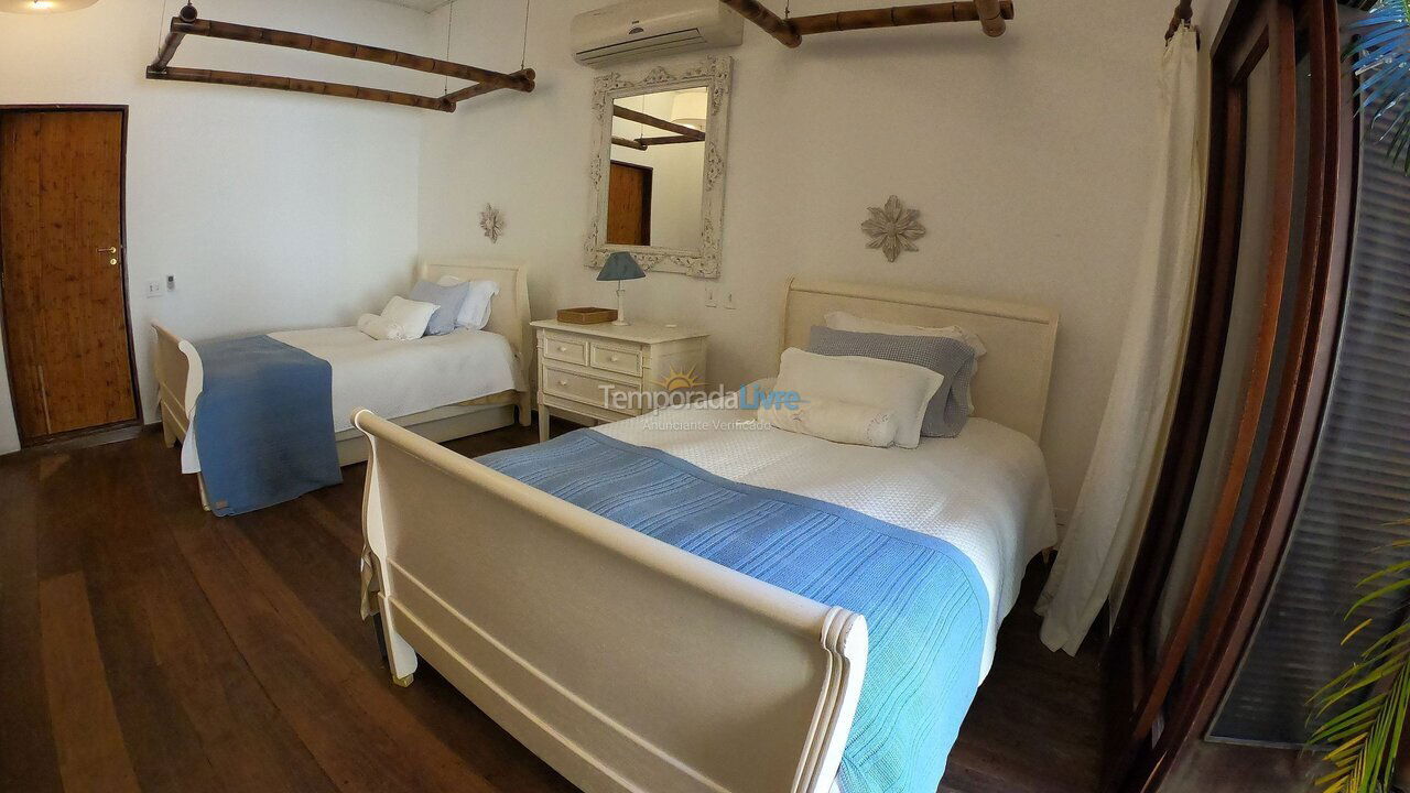 Casa para alquiler de vacaciones em Angra Dos Reis (Praia da Ribeira)