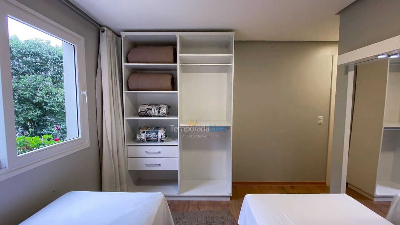 Apartamento para alquiler de vacaciones em Gramado (Avenida Central)