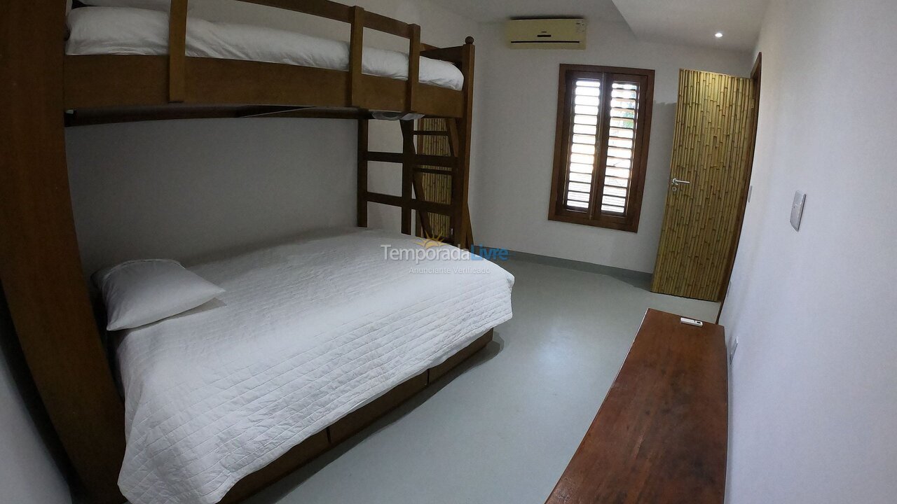 Casa para aluguel de temporada em Angra Dos Reis (Praia da Ribeira)