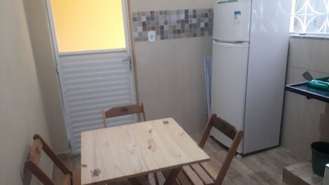 Cabo Frio - Kitnet 04 - Jardim Caiçara - Economic Rental