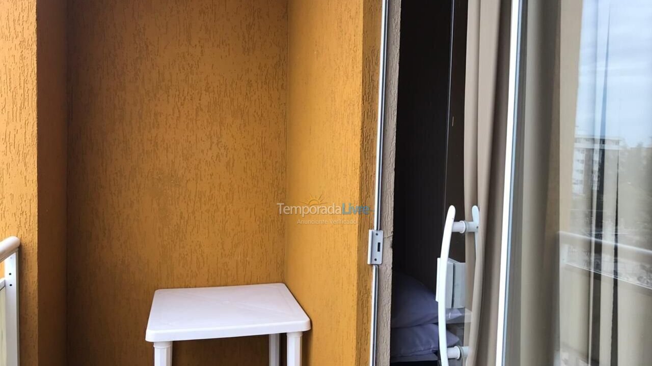 Apartamento para aluguel de temporada em Cabo Frio (Jardim Caiçara)