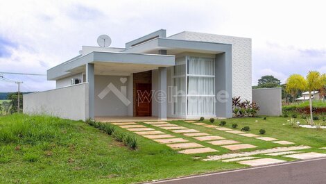 House in condominium with access to the Itaí dam