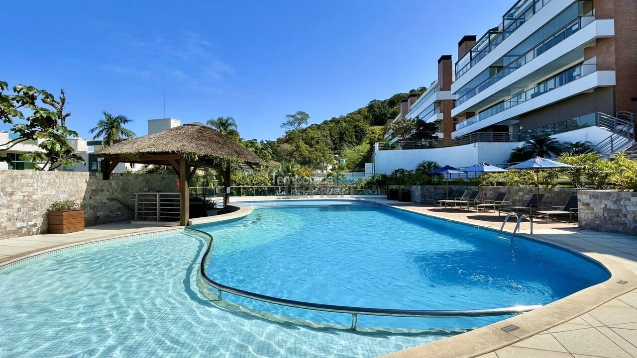 Apartment for vacation rental in Bombinhas (Praia de Bombinhas)