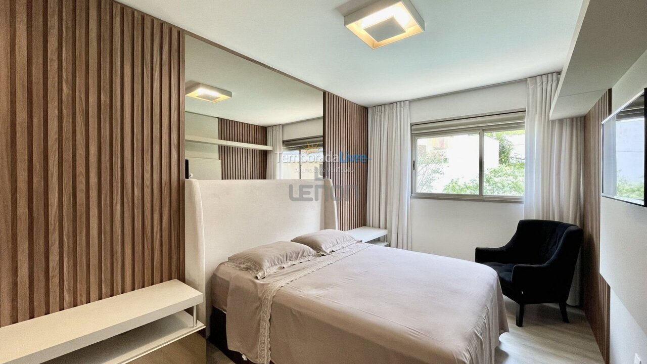 Apartment for vacation rental in Bombinhas (Praia de Bombinhas)